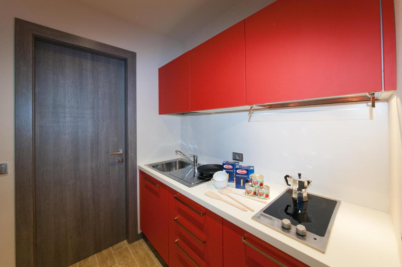 International Rooms & Apartments Sirmione Exterior photo