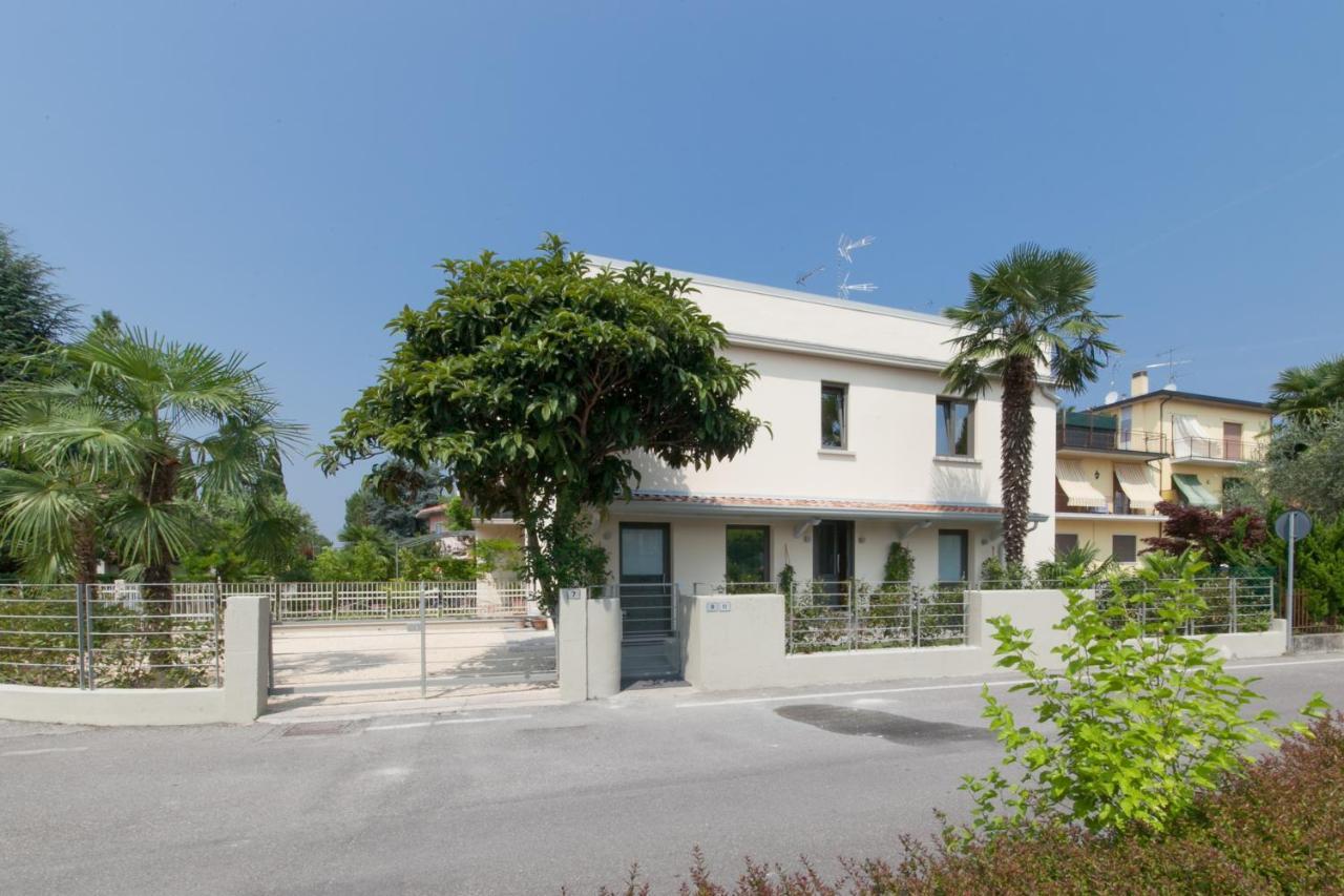International Rooms & Apartments Sirmione Exterior photo